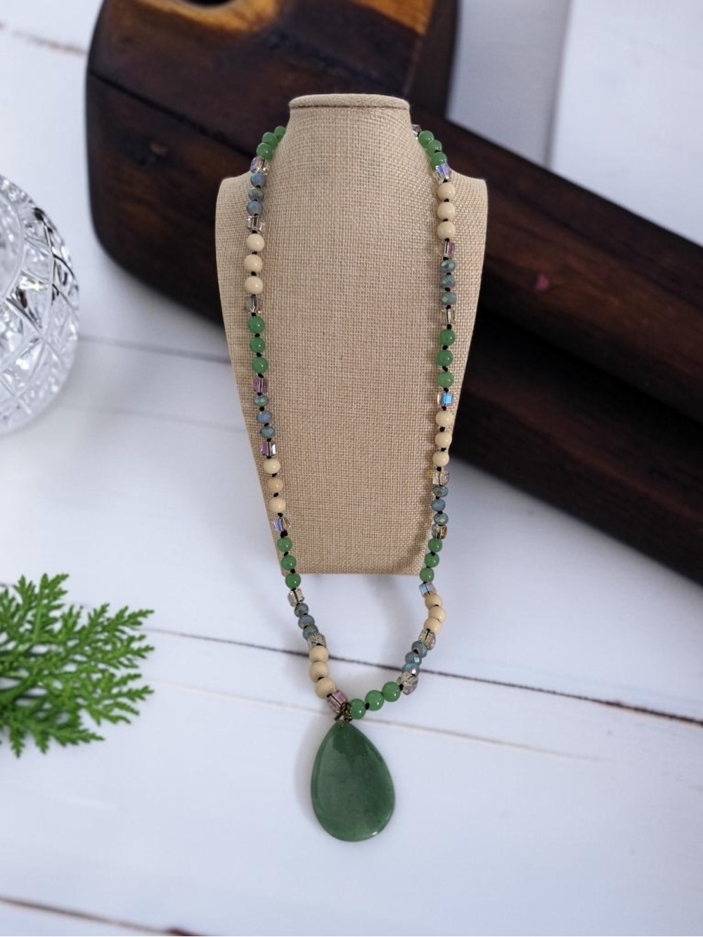 Green Beaded Teardrop Pendant Necklace